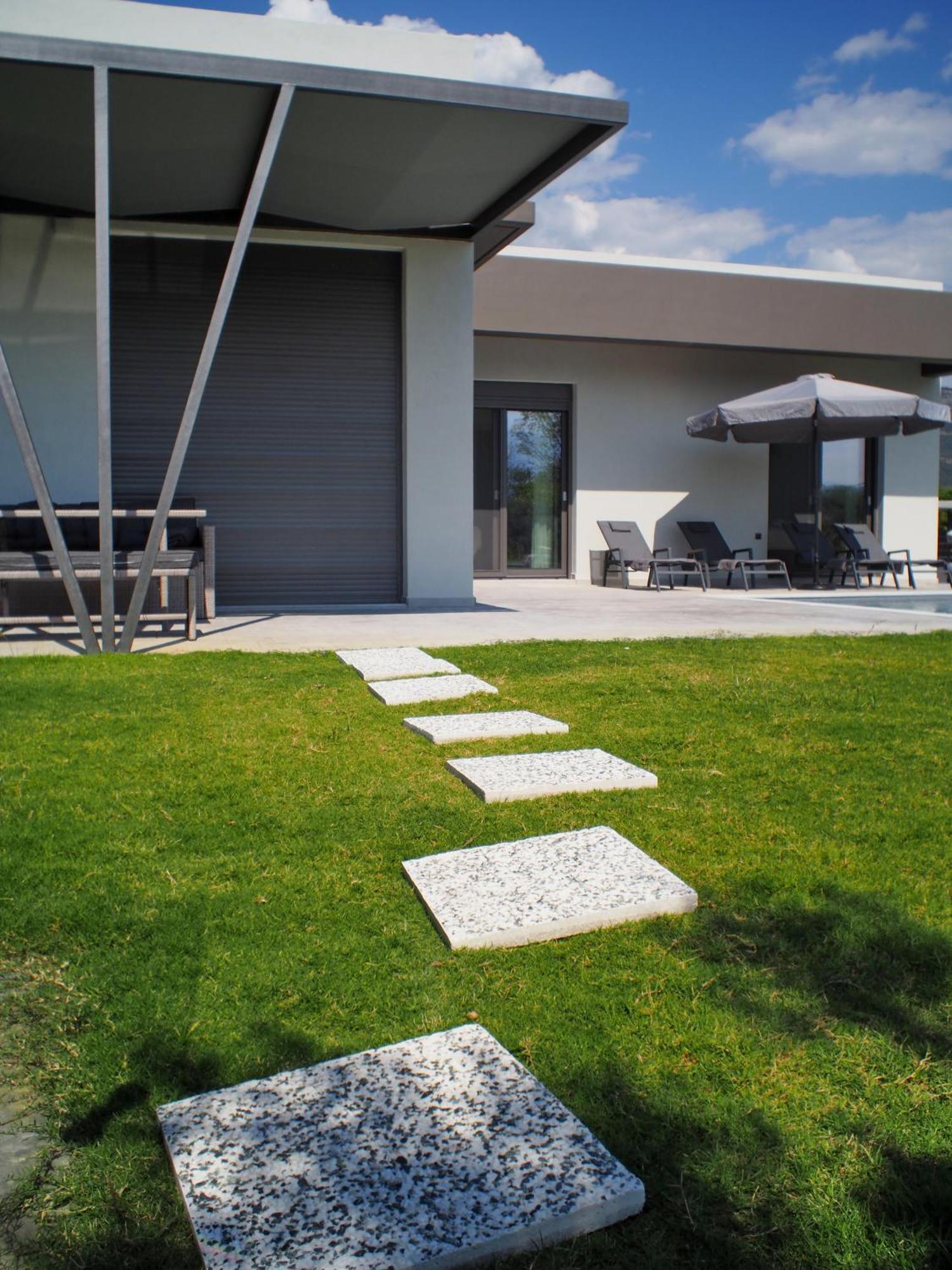 Nostos Luxury Villas With Private Pool In Nafpaktos Exterior photo
